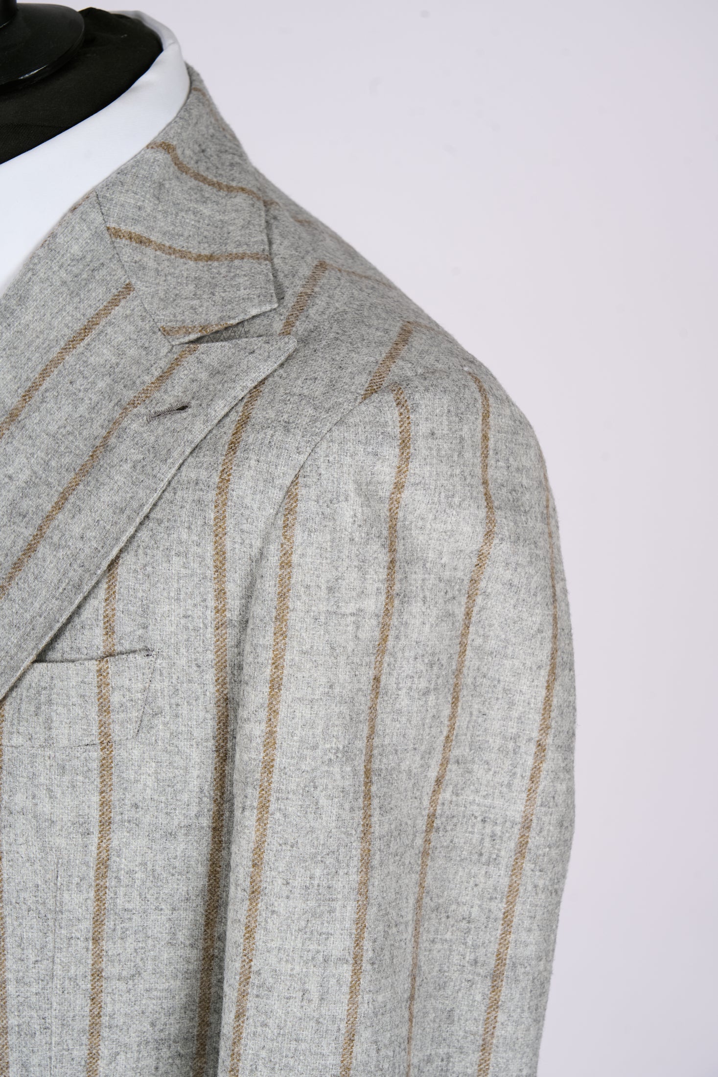 New SUITREVIEW Elmhurst Light Gray Cinnamon Stripe Alpaca