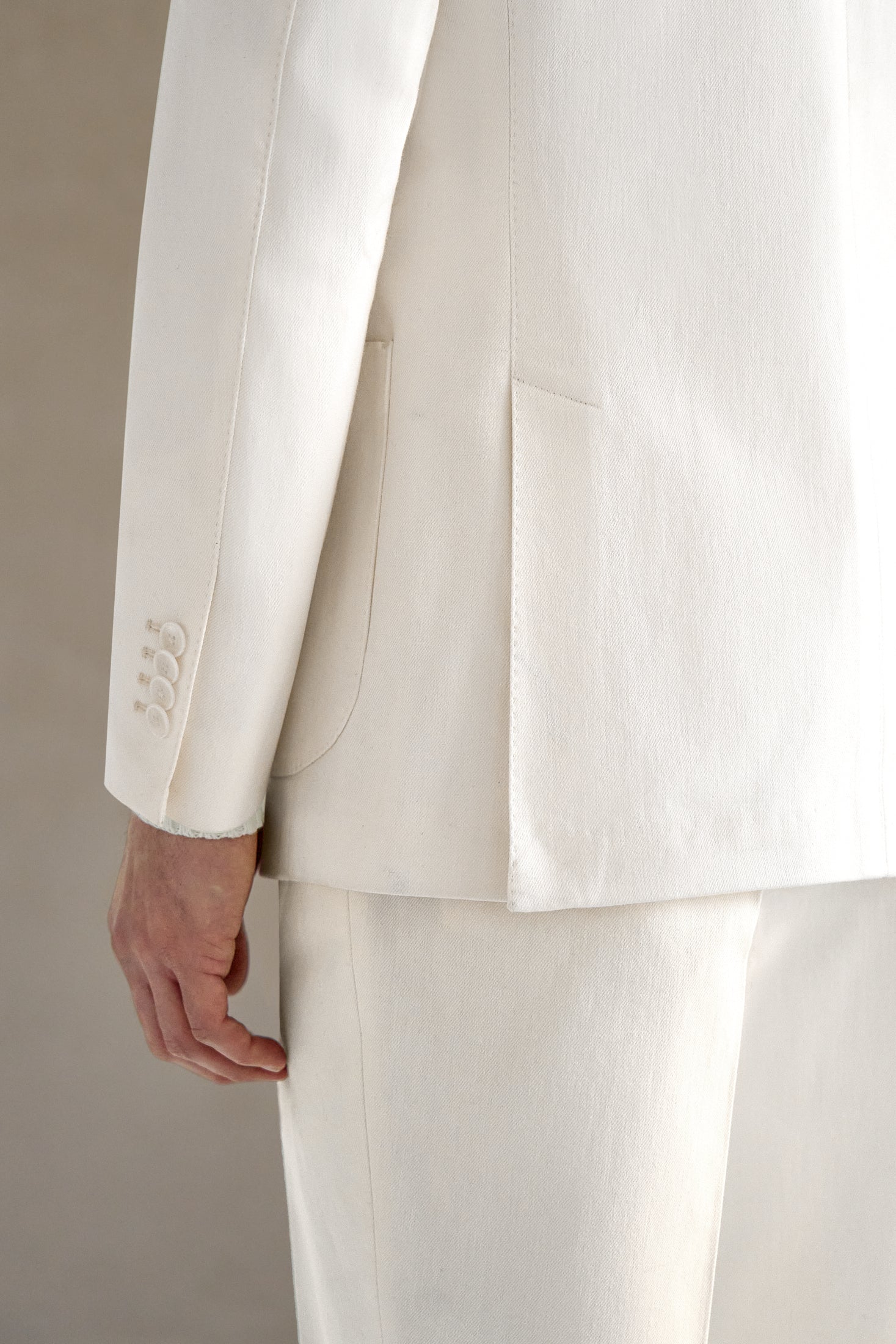New SUITREVIEW Elmhurst Off White Twill Pure Cotton Stretch